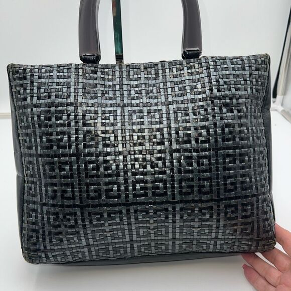 Givenchy Vintage Woven Signature with Acrylic Handles - Picture 6 of 16